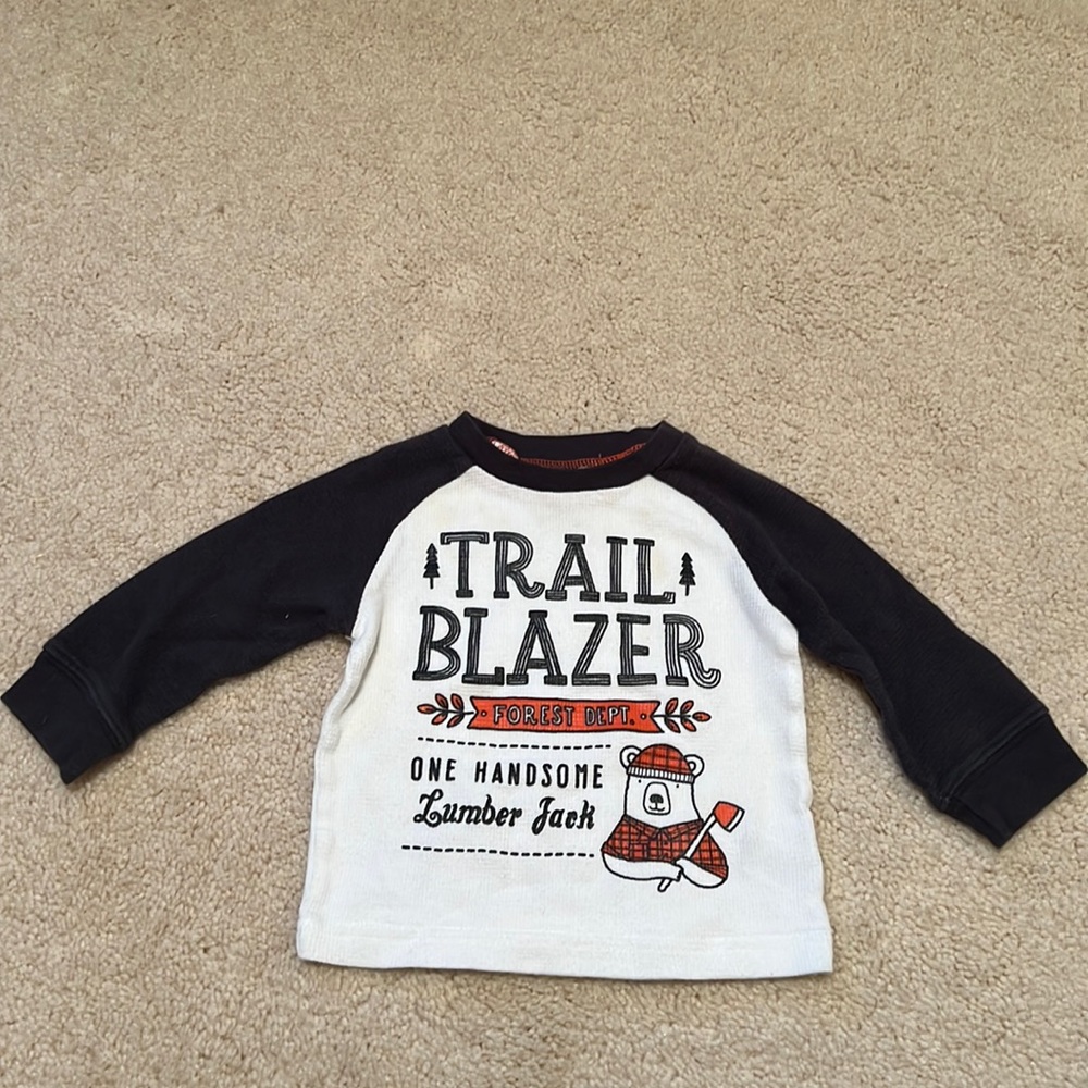 Thermal tee, 9 months